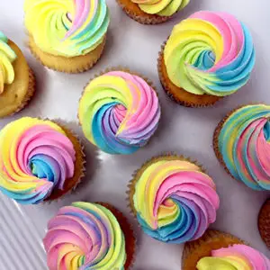 Rainbow swirl cupcakes